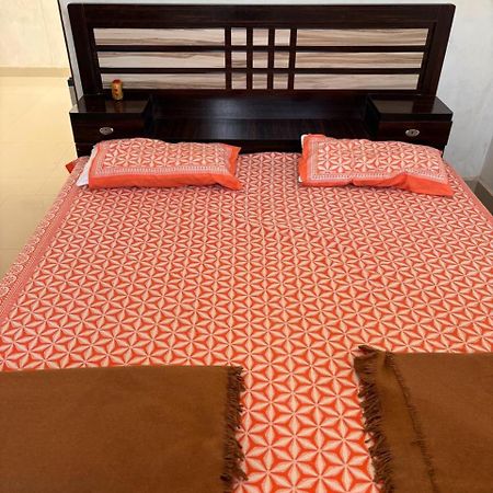 Sriram Homestay 01 Km To Sri Ram Mandir Ayodhya Luaran gambar